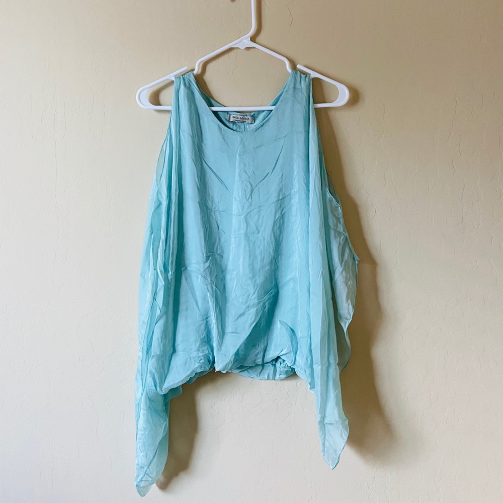 Gigi Moda Flowy Top